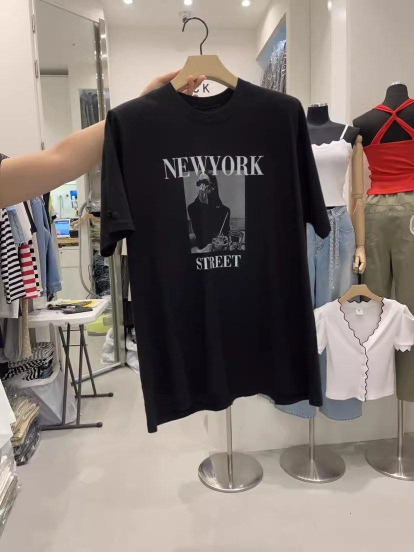 New York Street Fashion Girl G - Street Fashion New York 2026 ulasan dan harga